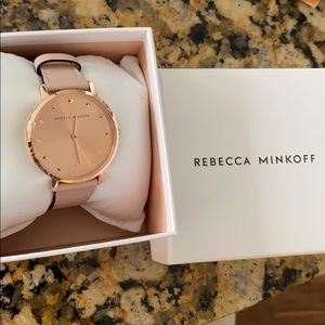 “Major love” leather strap Rebecca Minkoff watch